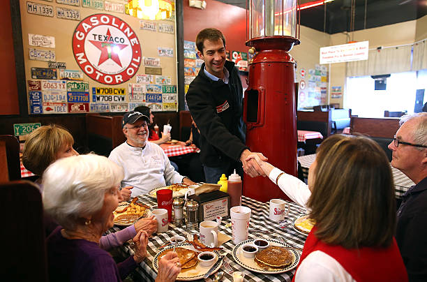 Tom Cotton biography